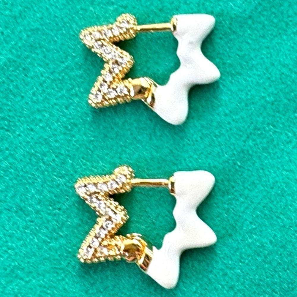 Dipped Star Gold & White Huggie Earrings. Jewelry & Accessories. NWOT.